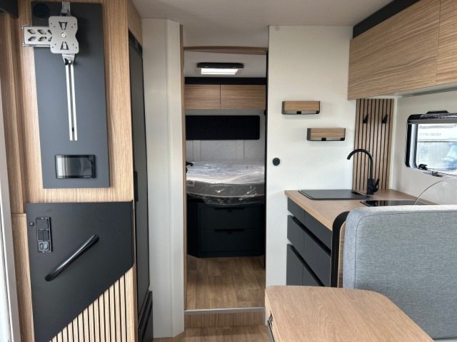 Bavaria Initial I720FC Nomade i 720 fc - Photo 4