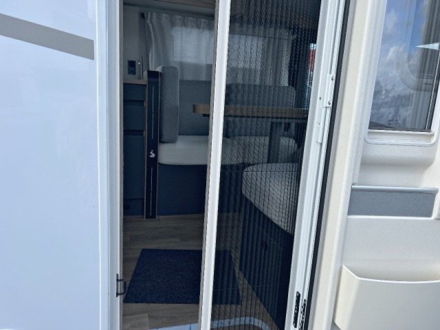 Bavaria Initial I720FC Nomade i 720 fc - Photo 11