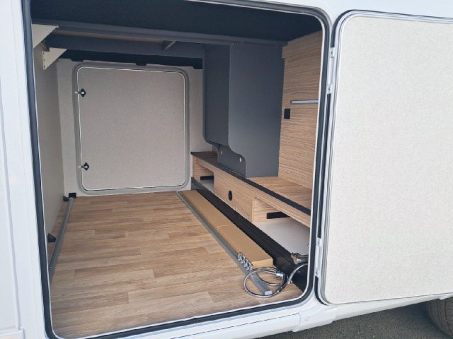 Bavaria Initial I740FGJ Nomade i 740 fgj - Photo 13