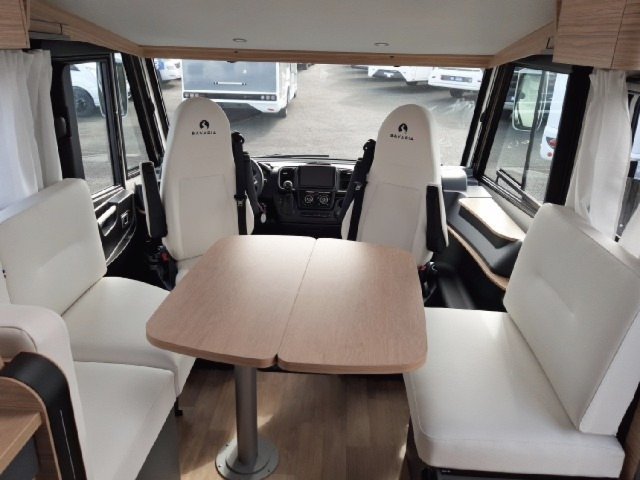 Bavaria Initial I740FGJ Nomade i 740 fgj - Photo 3