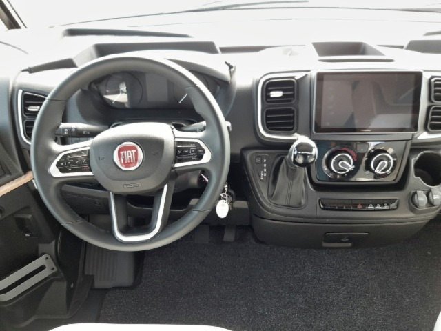 Bavaria Initial I740FGJ Nomade i 740 fgj - Photo 11