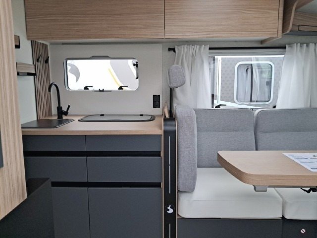 Bavaria Initial I740FGJ Nomade i 740 fgj - Photo 3