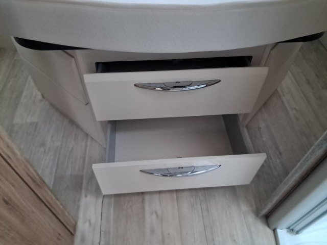 Bavaria Initial I741C Class i 741 c - Photo 5