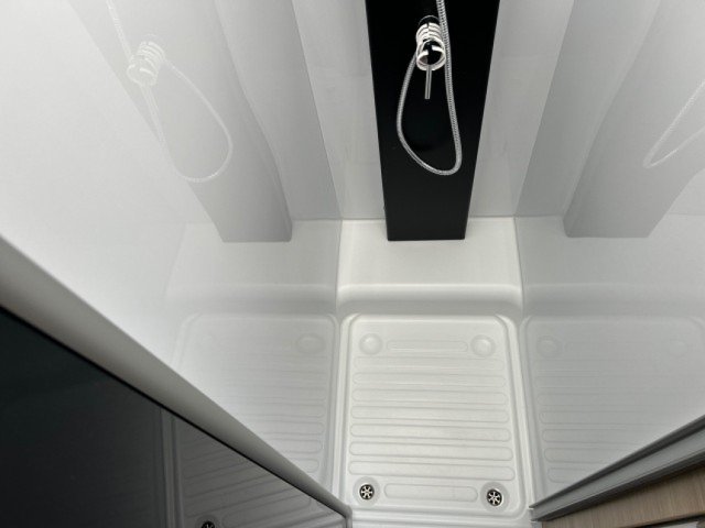 Challenger 250 Break Edition - Photo 9