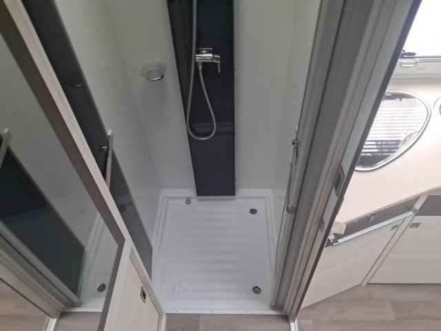 Challenger Mageo 290 - Photo 8