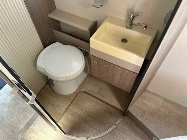 Chausson Camping-car 718 xlb - Photo 9