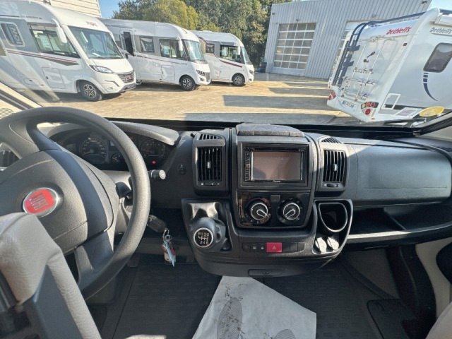 Rapido 650 F - Photo 3