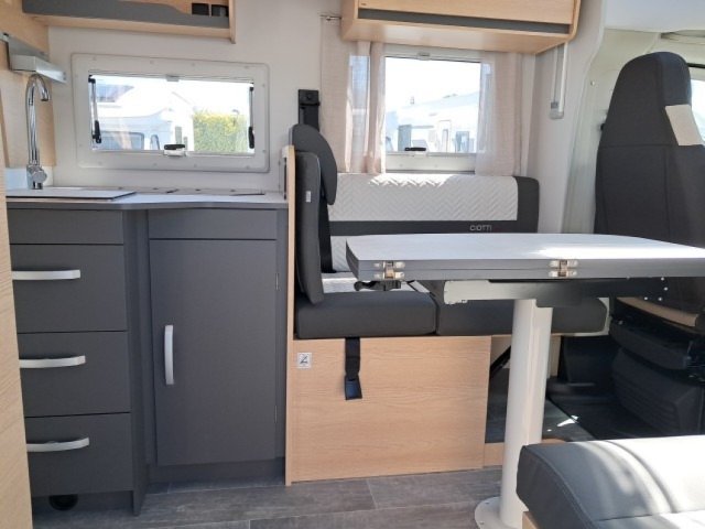 Rapido 686 F - Photo 3