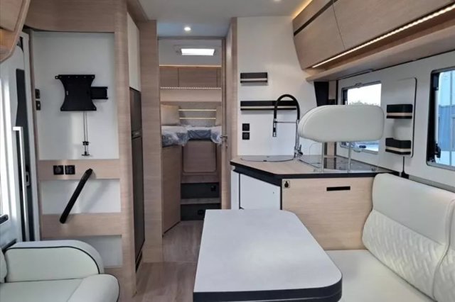 Rapido 8066 DF - Photo 3