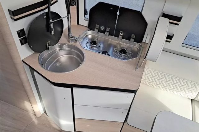 Rapido 8066 DF - Photo 5