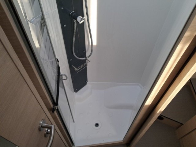 Rapido 8086 DF - Photo 8