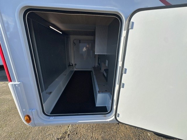 Rapido C55i c 55 i 65 ans - Photo 9