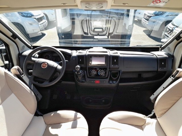 Rapido Van V62 - Photo 3