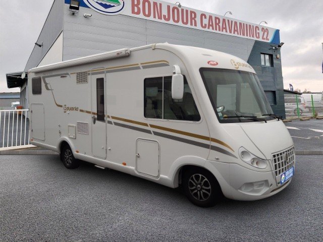 Bavaria Initial I740C Style i 740 Occasion