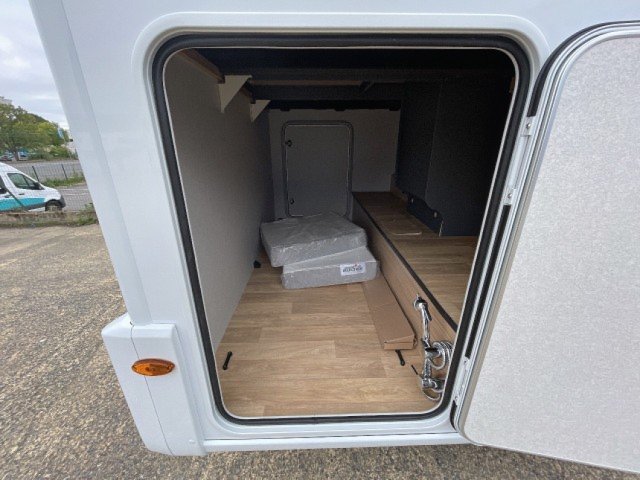 Pilote P 720 FGJ Evidence - Photo 12