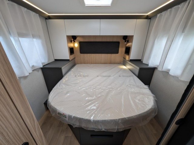 Pilote P 740 FC Evidence - Photo 6