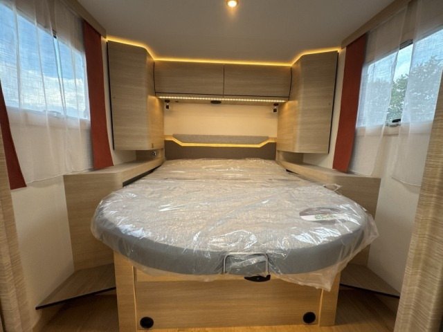 Rapido 696 F 696f 65 ans - Photo 7