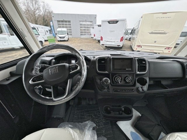 Rapido 896 F - Photo 3