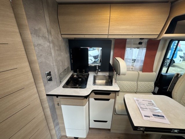 Rapido C86 c 86 i 65 ans - Photo 5