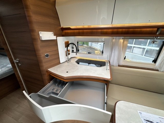 Rapido Distinction i96M i 96 m truma - Photo 5