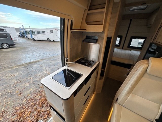 Rapido Van V65 XL v 65 - Photo 5