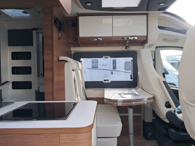 Rapido Van V68 v 68 - Photo 3