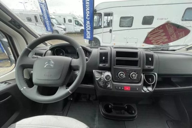 Sunlight T 68 Adventure Edition - Photo 2