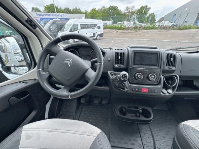 Sunlight V 69 Adventure Edition v69 - Photo 3