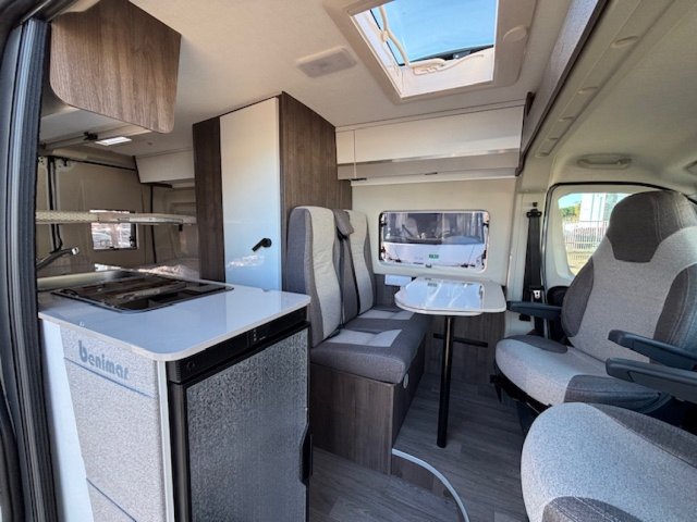 Benimar Benivan 120 Up - Photo 13