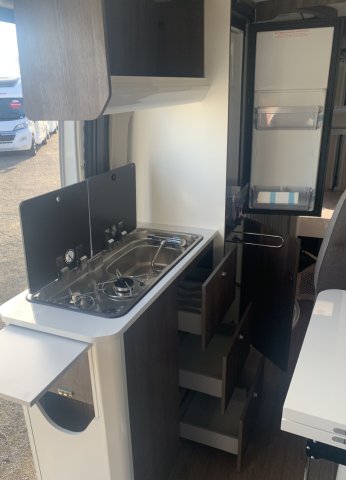 Benimar Benivan 170 PS plus 5 places et 5 couchages - Photo 17