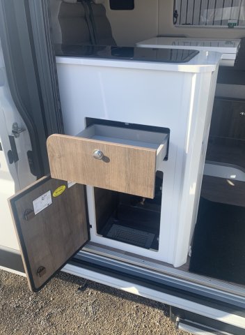 Benimar Benivan 170 PS plus 5 places et 5 couchages - Photo 18