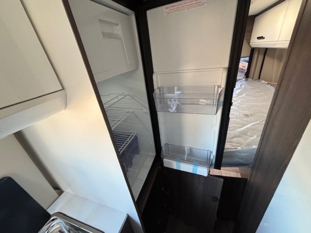 Benimar Benivan 190 Plus - Photo 9