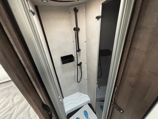 Benimar Tessoro 468 - Photo 13