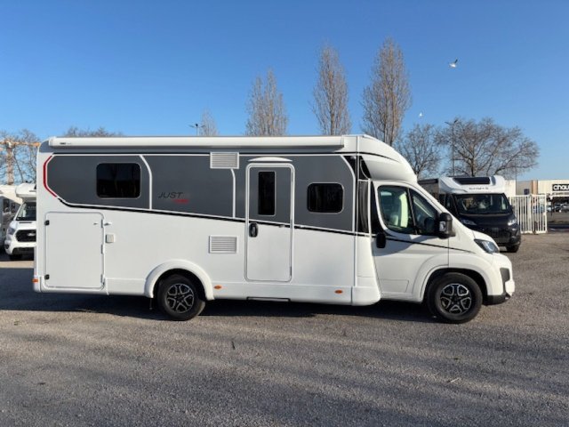 Dethleffs Just T 7052 DBL camp t7052 - Photo 2