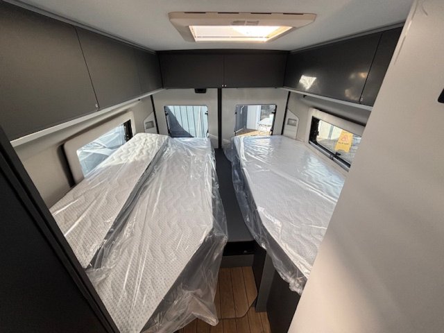 Elios Van 63 LB sky line - Photo 16