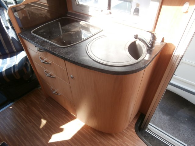 Burstner Solano T 700 - Photo 3