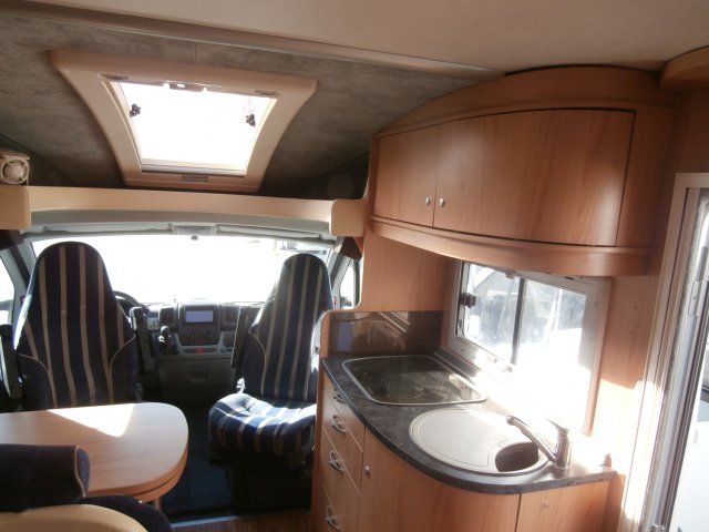 Burstner Solano T 700 - Photo 10