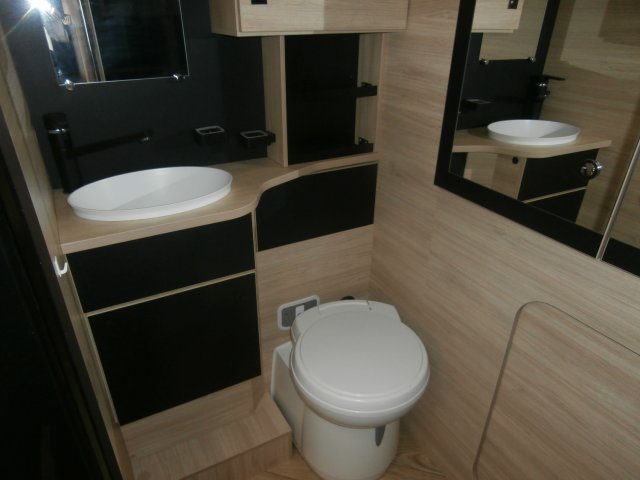 Chausson 650 - Photo 7