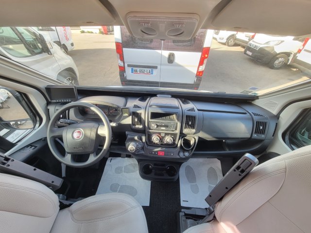 Mc Louis Menfys Van 3 Maxi S-Line - Photo 3