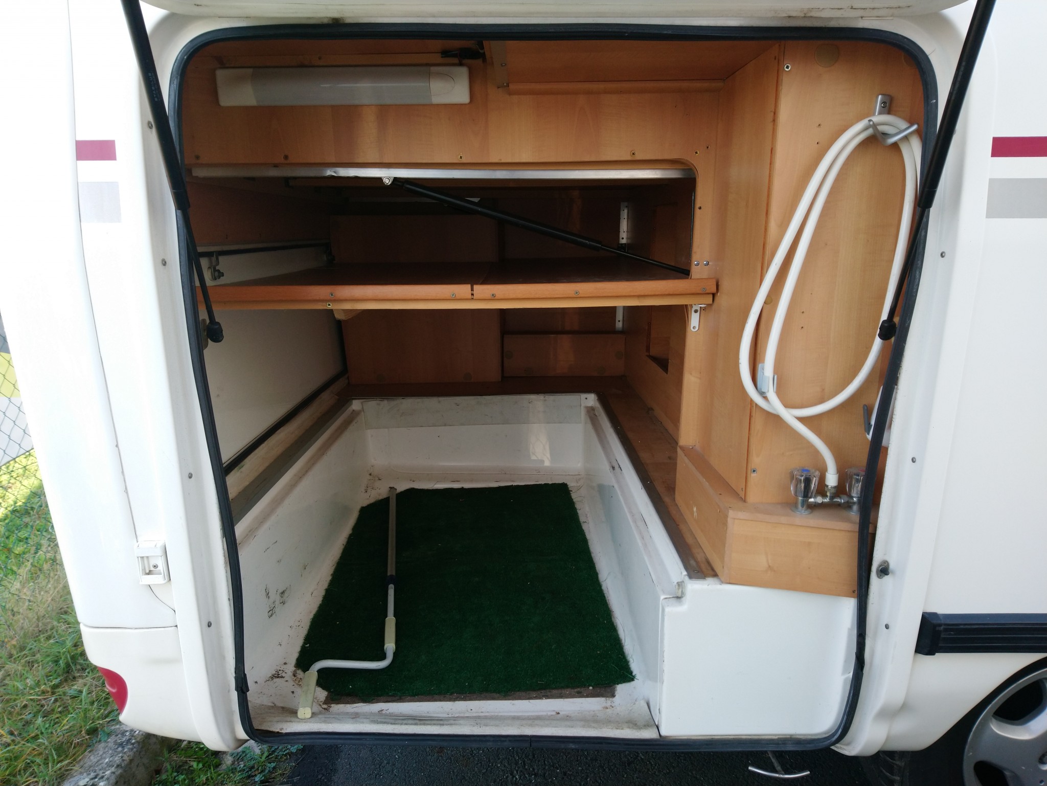 Le Voyageur Lvx occasion de 2004 Mercedes Camping car en vente à