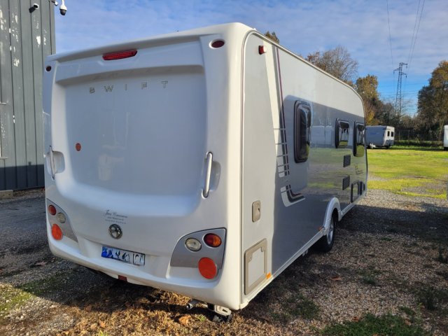 Swift Conqueror 540 - Photo 2