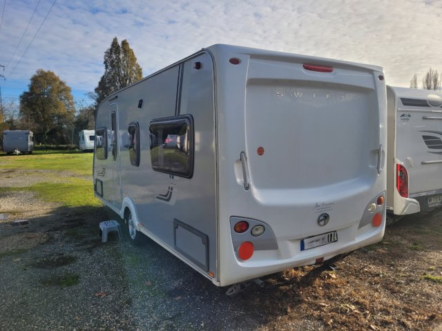 Swift Conqueror 540 - Photo 3