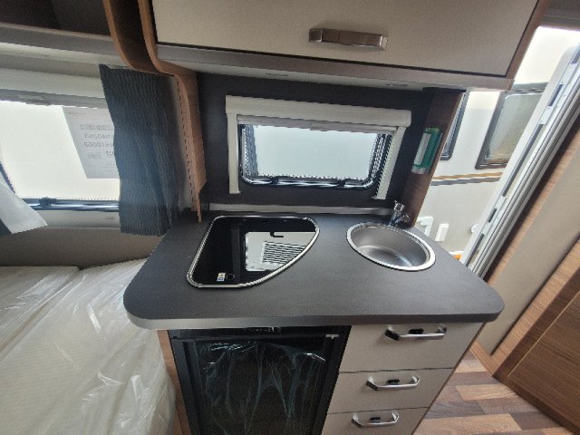 Weinsberg CaraOne 390 QD - Photo 8