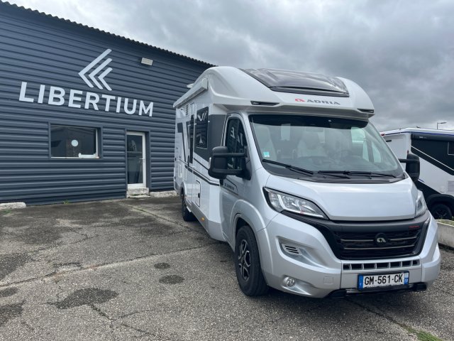 Achat Adria Matrix Plus 600 DT DT+ Occasion