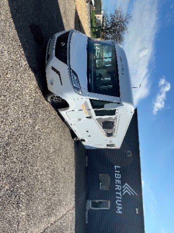 Bavaria Initial I740FC Nomade - Photo 1