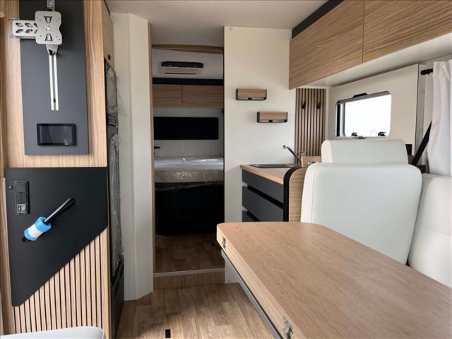 Bavaria Initial I740FC Nomade - Photo 7