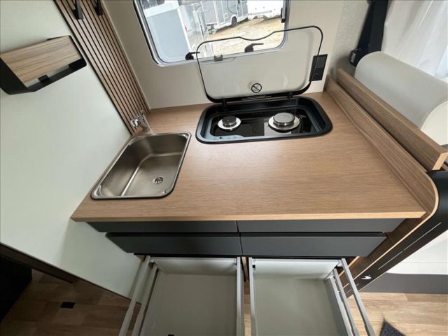 Bavaria Initial I740FC Nomade - Photo 8
