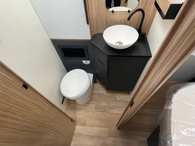 Bavaria Initial I740FC Nomade - Photo 14