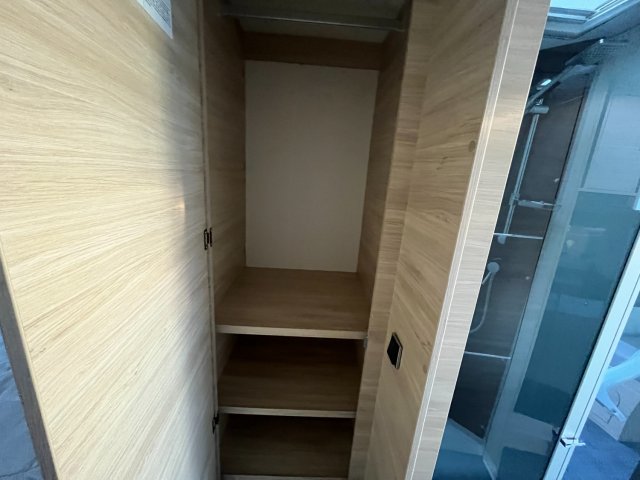 Challenger 380 - Photo 13