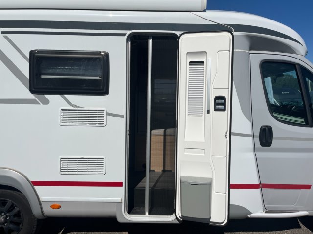 LMC Cruiser V 646 - Photo 5